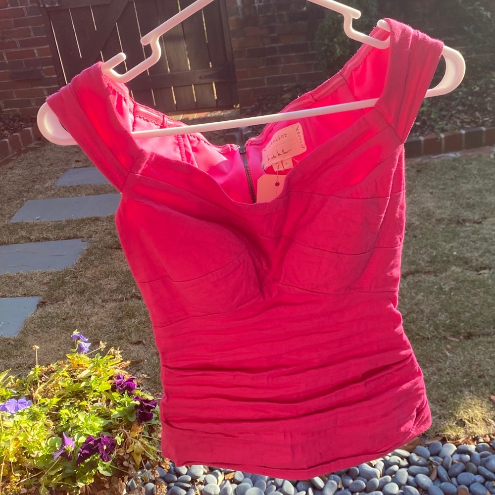 Nicole Miller silk fuchsia top, size p (xs)